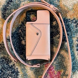 Bandolier iphone11 pro max